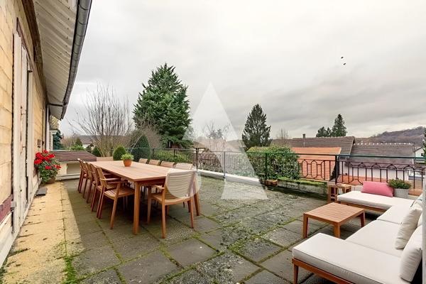Maison 10 pièces 217 m2