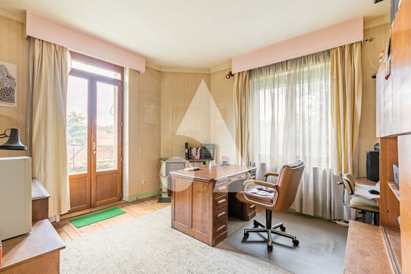 Maison 10 pièces 217 m2