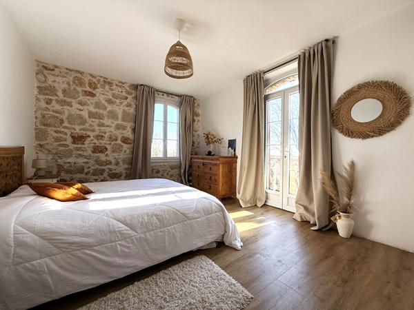 Mas Provençale 6 pièces 135 m2 sur terrain 5275m²