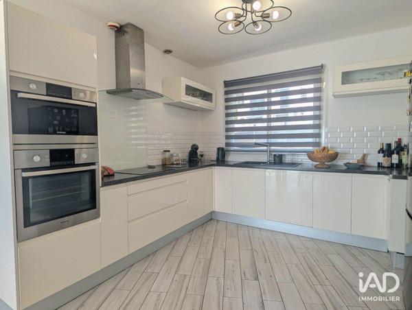 Maison à vendre 5 pièces 136 m² Allauch