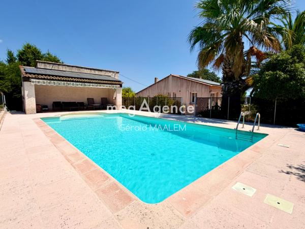 Maison à ROQUEBRUNE-SUR-ARGENS, 83520 - 6 pièces 140m²