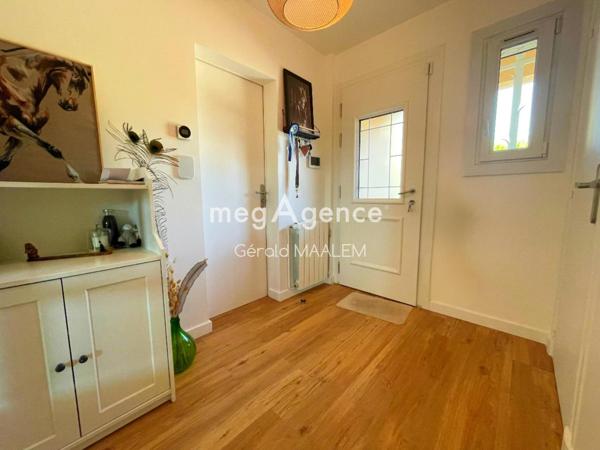 Maison à ROQUEBRUNE-SUR-ARGENS, 83520 - 6 pièces 140m²