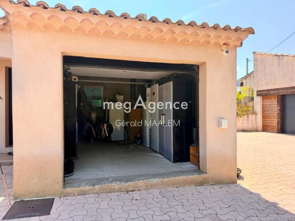 Maison à ROQUEBRUNE-SUR-ARGENS, 83520 - 6 pièces 140m²