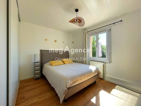 Maison à ROQUEBRUNE-SUR-ARGENS, 83520 - 6 pièces 140m²