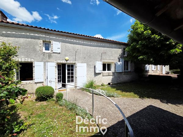 Vente ensemble immobilier Brie, 265m² 2363m² 12 pièces 276 000€ Page /fr/detail.htm