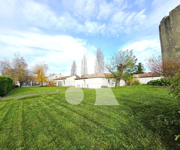 Maison 26 pièces 868 m2