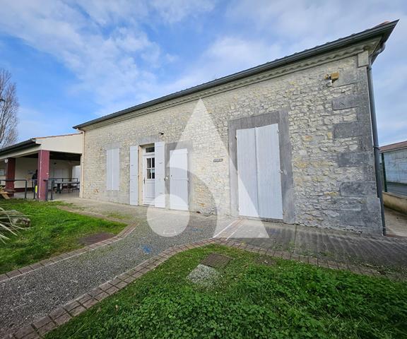 Maison 26 pièces 868 m2