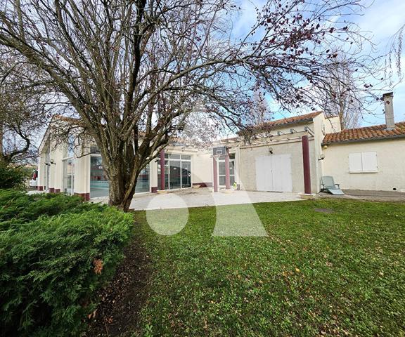 Maison 26 pièces 868 m2