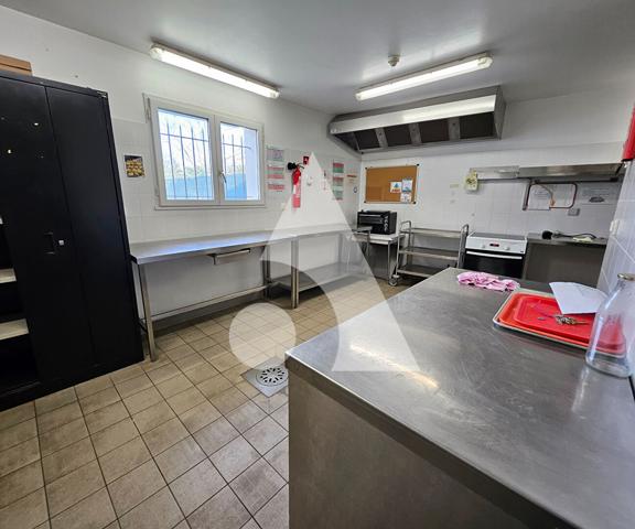 Maison 26 pièces 868 m2
