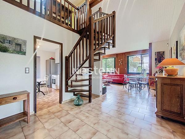 À VENDRE - VILLENEUVE TOLOSANE - Maison 4 pièces, avec garage et grande véranda, Au Calme, Au Fond D'une Impasse