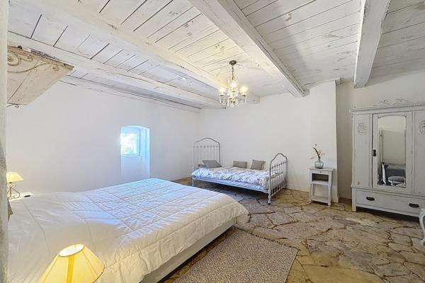 Vente Maison de luxe Uzès 7 Pièces 300 m²