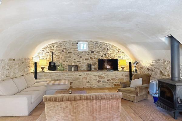 Vente Maison de luxe Uzès 7 Pièces 300 m²