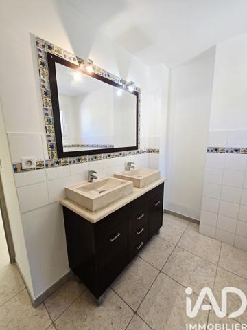 Maison à vendre 6 pièces 215 m² Aix-en-Provence