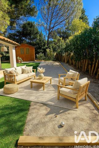 Maison à vendre 6 pièces 215 m² Aix-en-Provence