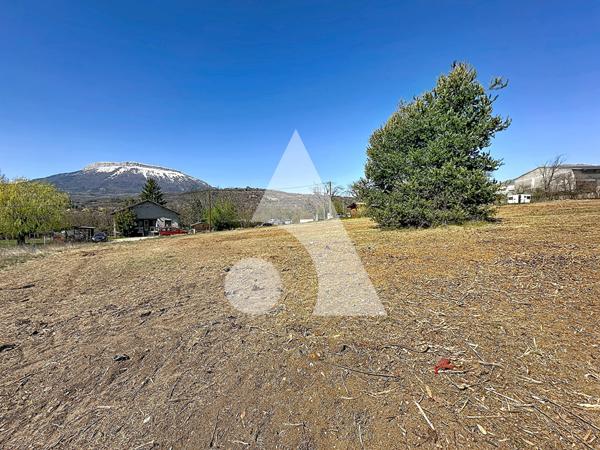 Terrain 1450 m2