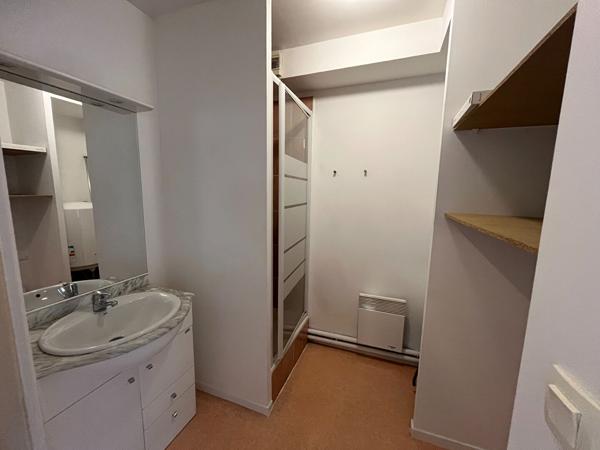 Appartement T2 ile de Nante 34.68 m2 avec parking