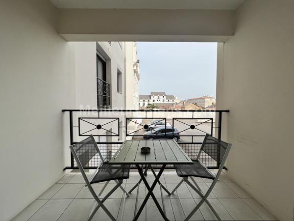 T2 BIS PENTAGONE  Entièrement rénové en 2021- locataire en place 750 euros/mois