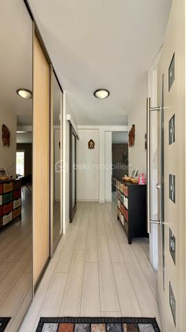 Maison contemporaine de 245 m²