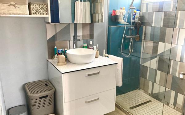 Maison à vendre    8 pièces • 266 m2 Fort-de-France