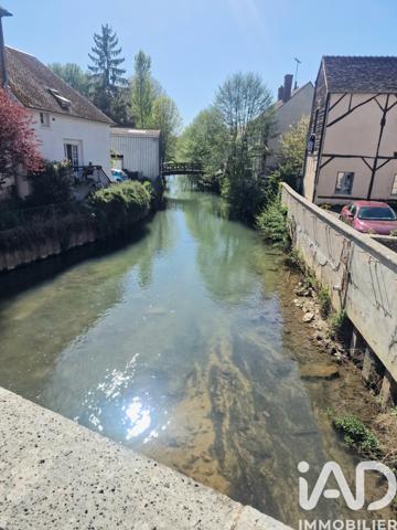 Immeuble à vendre 360 m² Château-Renard