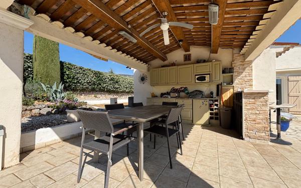 Maison à vendre    5 pièces • 152 m2 Le Tignet