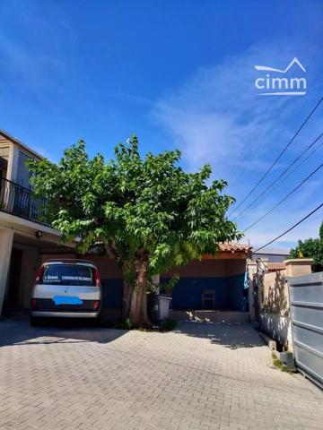A VENDRE MAISON 213M² A BEZIERS TERRAIN DE 470M² - Secteur Les Arènes.