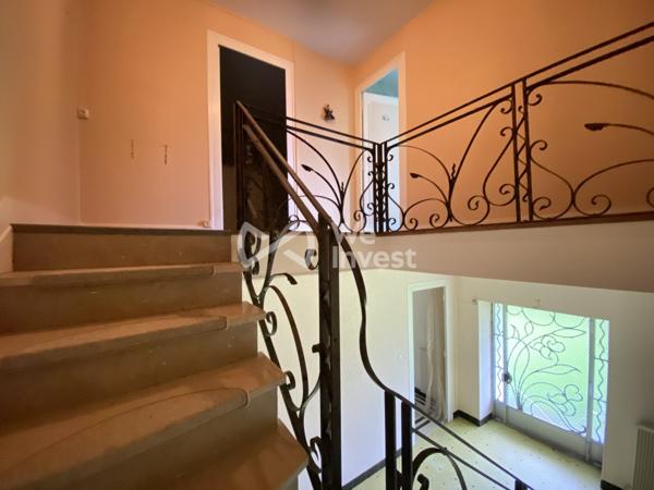 Le charme d’une maison de maître au cœur de 2,5 hectares de nature.