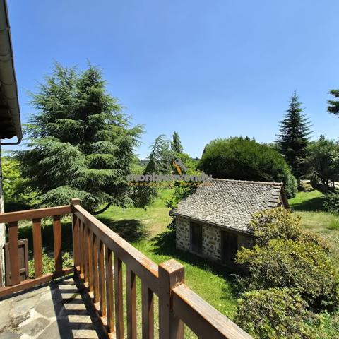 Belle maison en pierre