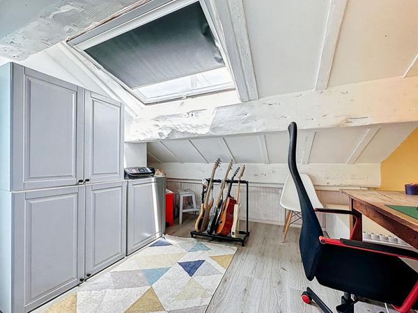 À VENDRE  Marseille 13013 ST JUST / LACORDAIRE  maison de ville