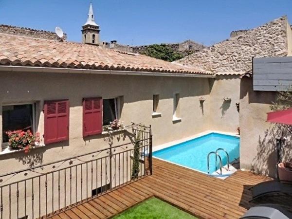 Maison de ville 232m² avec patio 150m² et garage