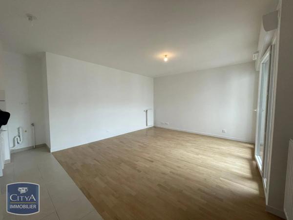 Appartement à louer 2 pièces 44.15m² Eaubonne (95600)
