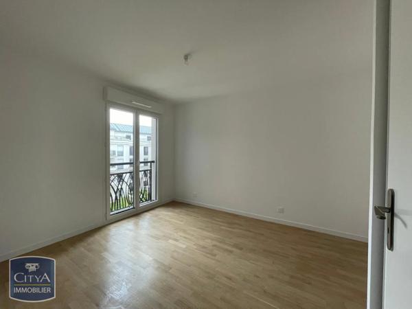 Appartement à louer 2 pièces 44.15m² Eaubonne (95600)