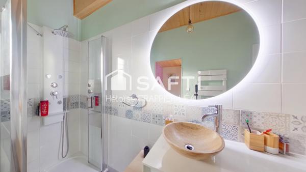 En lisière de Forêt, Maison & Dépendance en Bois sur grand terrain - Fort potentiel