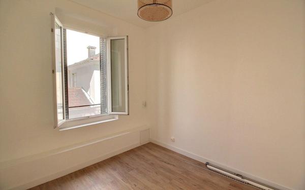 Appartement à vendre    1 pièce • 19,65 m2 Clichy