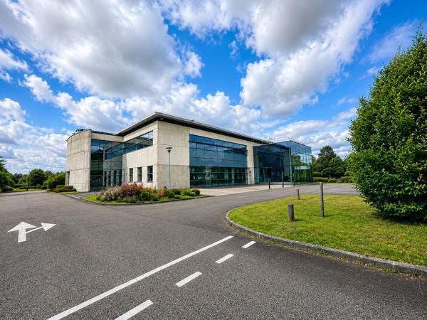 Bureaux à louer à MONT SAINT AIGNAN 76130