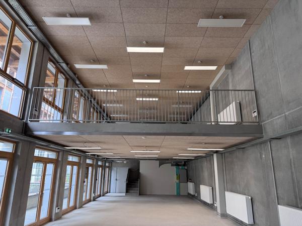 Bureaux à louer Nantes divisibles proche Machines de l'île