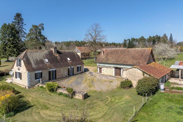 Corps de ferme en pierre - Un coin de paradis pour les amoureux de nature et de liberté Saint geyrac
