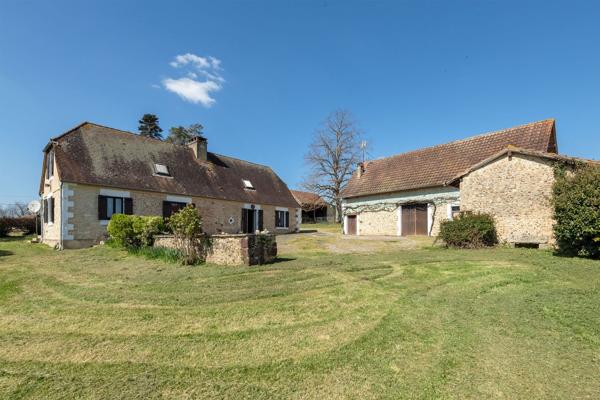 Corps de ferme en pierre - Un coin de paradis pour les amoureux de nature et de liberté Saint geyrac