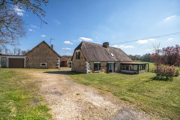 Corps de ferme en pierre - Un coin de paradis pour les amoureux de nature et de liberté Saint geyrac