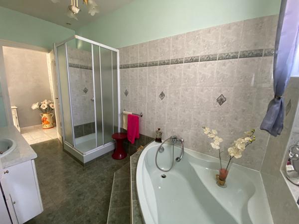 Maison Rochefort 4 pièce(s) 126.33 m2