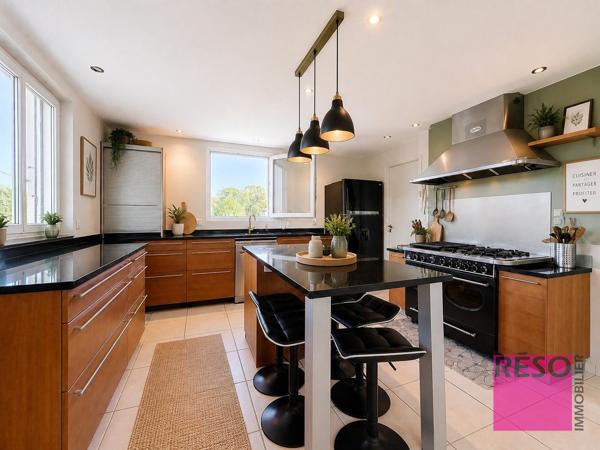 MAISON 180 M² AU COEUR DU VILLAGE DE VEIGY