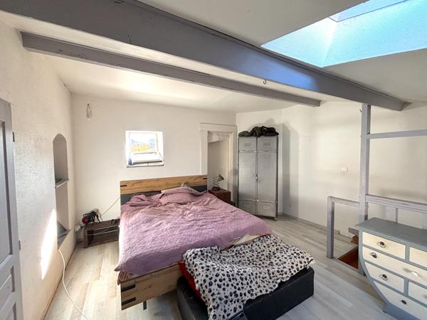 Maison de ville + Studio à louer