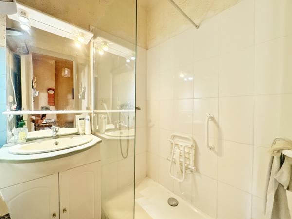 Maison à rénover au cœur de village de Pérols