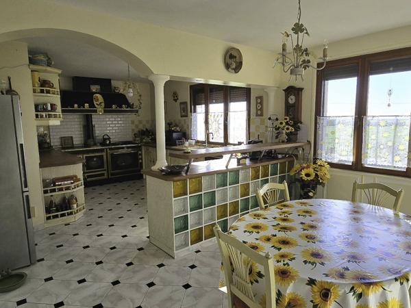 Charmante maison avec hangar et 360 vue Fontaine chalendray