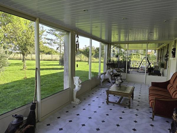 Charmante maison avec hangar et 360 vue Fontaine chalendray