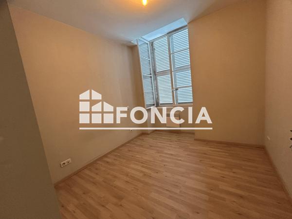 Location Appartement 2 pièces 46.46 m² - 9 AVENUE GEORGES POMPIDOU Perigueux 24000