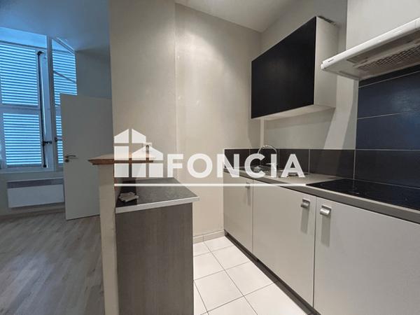Location Appartement 2 pièces 46.46 m² - 9 AVENUE GEORGES POMPIDOU Perigueux 24000