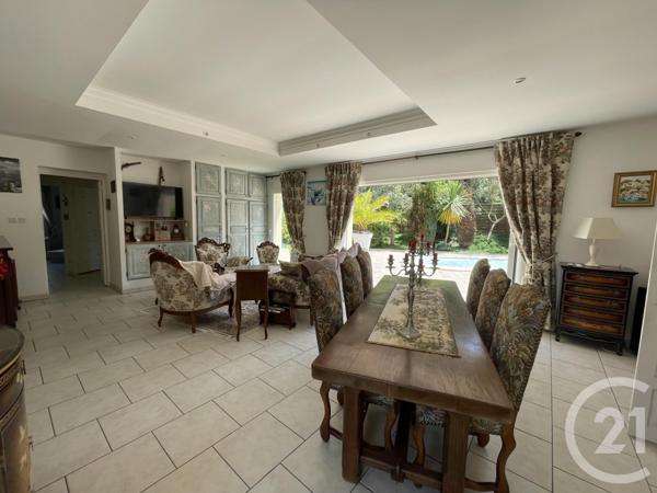 Maison à vendre  8 pièces - 158,69 m2 MESCHERS SUR GIRONDE - 17