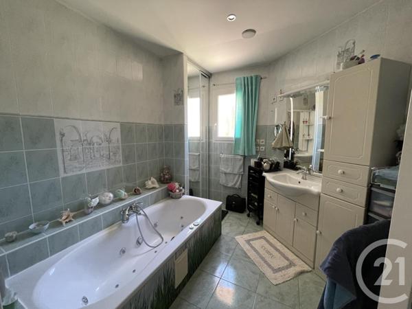 Maison à vendre  8 pièces - 158,69 m2 MESCHERS SUR GIRONDE - 17