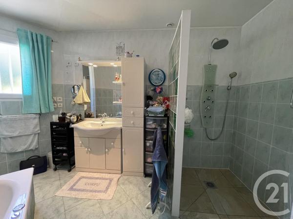 Maison à vendre  8 pièces - 158,69 m2 MESCHERS SUR GIRONDE - 17